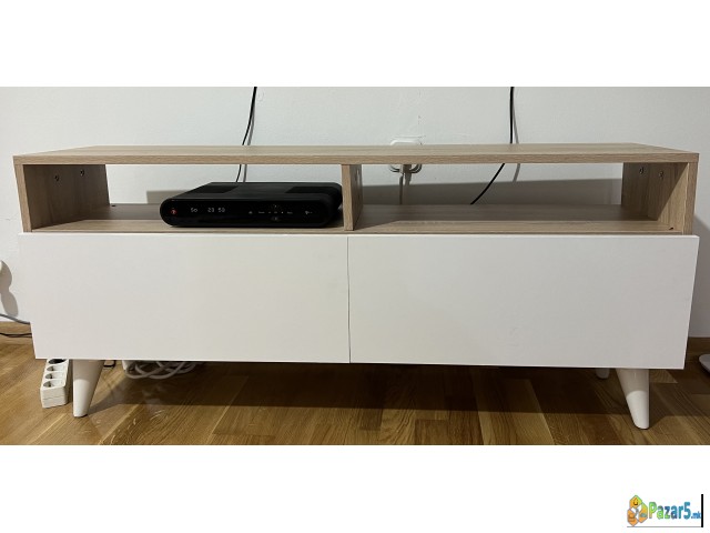 Продавам нова комода