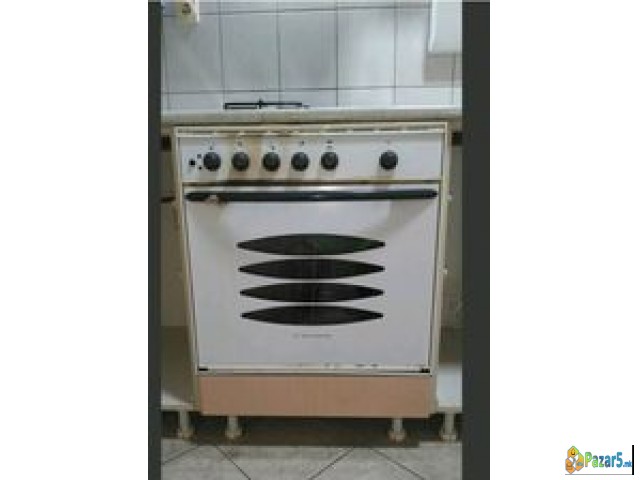 Вграден шпорет