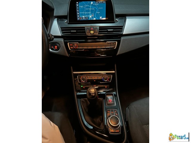 Bmw 216 D 7 Sedista 2019