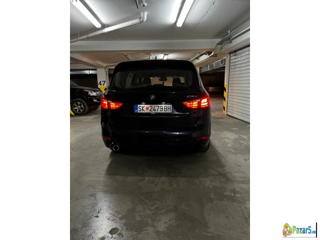 Bmw 216 D 7 Sedista 2019