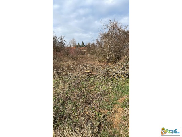 Prodavam Plac 529m2 Vo Oresani Na Ul Nerezina Po 1