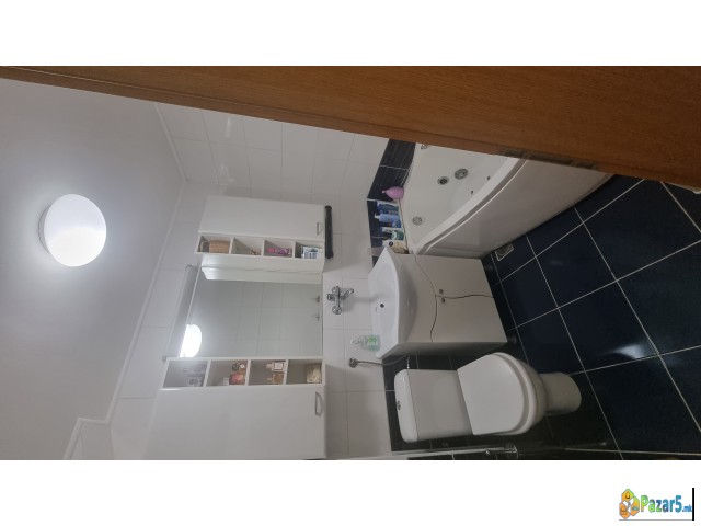 Се продава стан во Центар