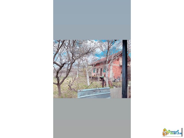 Продавам плац со куќа Охрид - Горица