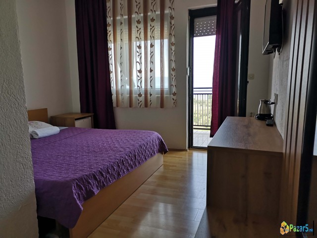 Zenova Studio (sobi) So Kupatilo,parking,internet,