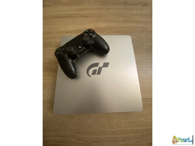 Sony Playstation 4 Slim