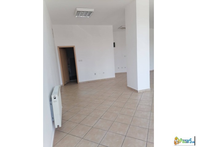 Се издава дуќан 