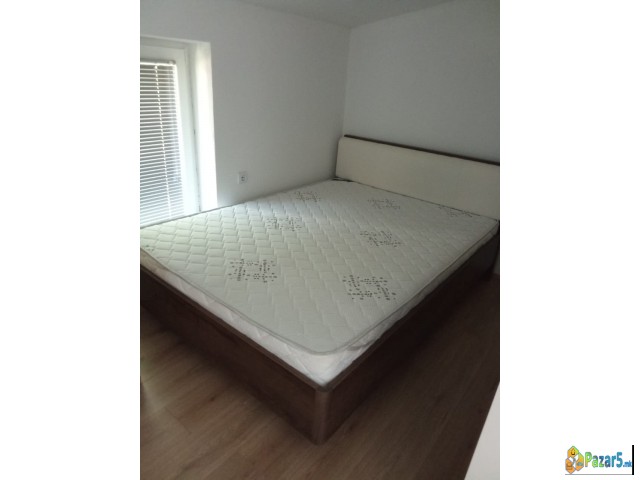 Lezaj Za Spalna I Edinicen Krevet 