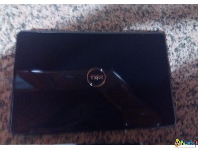 Продавам лаптоп Dell