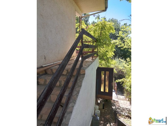 С.Раштак Скопска Црна Гора -викендица