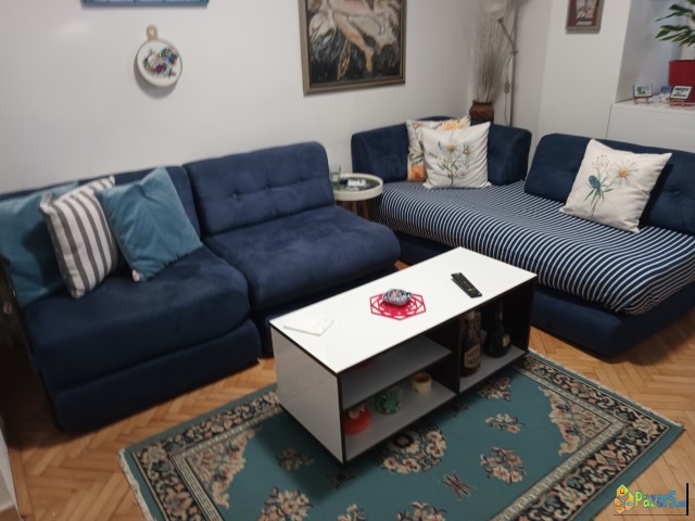 Trosed I Tri Fotelji Na Razvlekuvanje