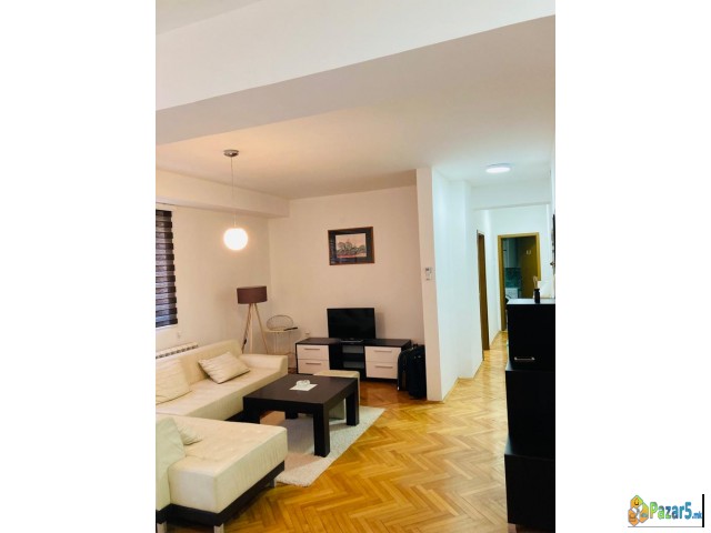 Се издава стан во центар на Скопје