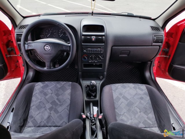 Opel Astra 1.6 произведена 1999 година 74kw/100hp 