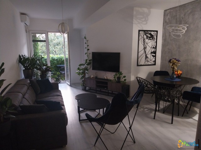 Ekskluziven Namešten Denosoben Stan