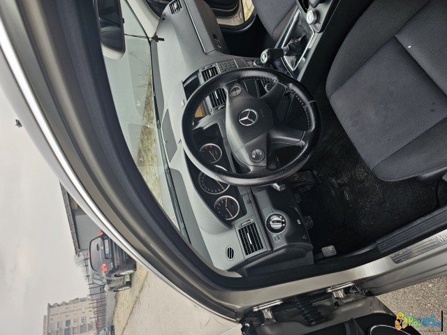 Prodavam Mercedes C200