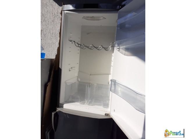 Frizider Sporet I Peralna