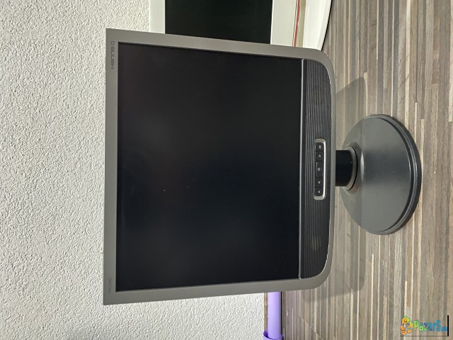 Монитори и тастатури