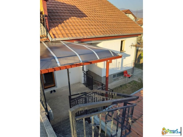 Kuka Radishani Kaj Radadnikot