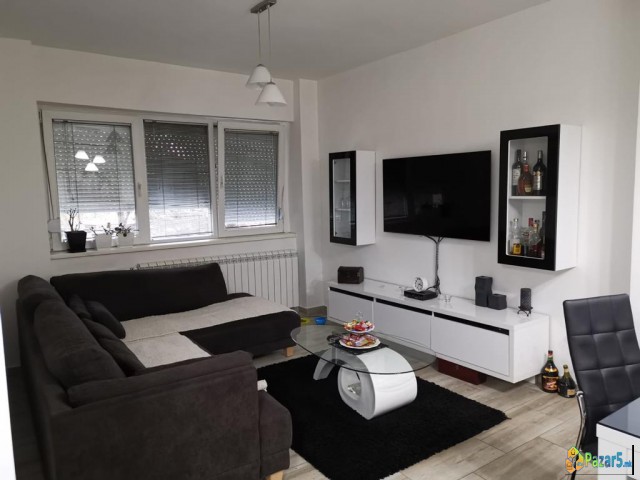 Se Izdava Stan Vo Avtokomanda