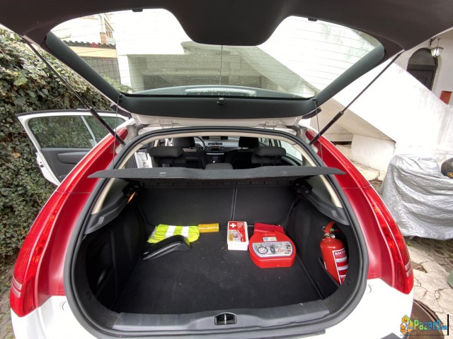 Citroen C4 - ИТНО СЕ ПРОДАВА!