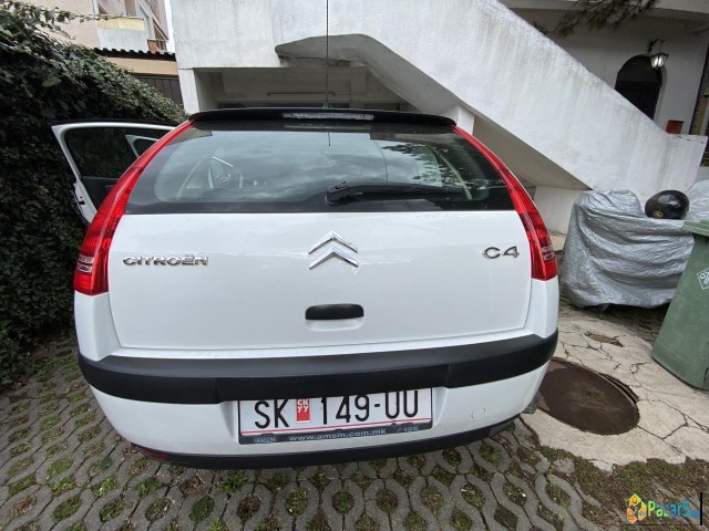 Citroen C4 - ИТНО СЕ ПРОДАВА!