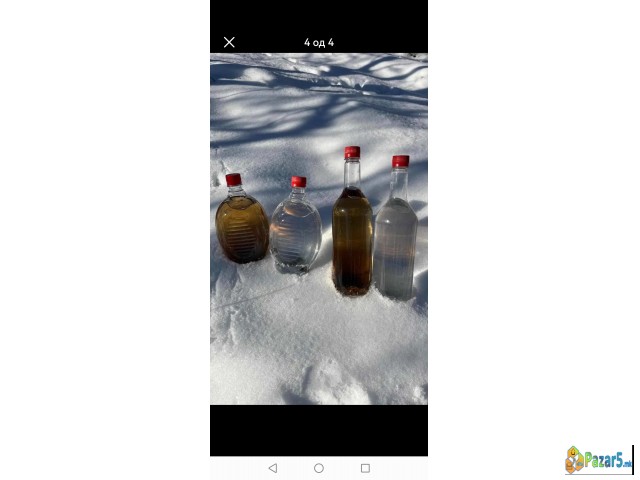 Se Prodava Lozova Rakija