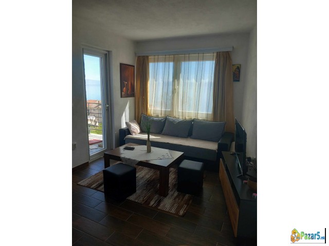 Nov Apartman S.radozds