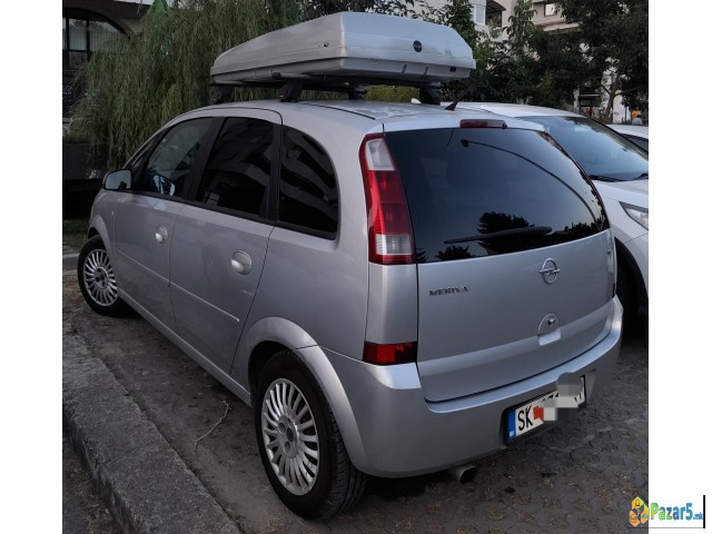 Prodavam Opel Meriva 1.6 Bezin/plin 2004