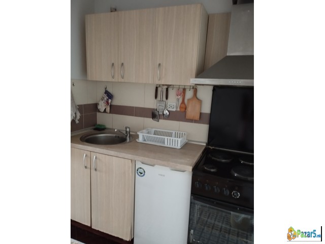 Se Prodava Stan Co Centar