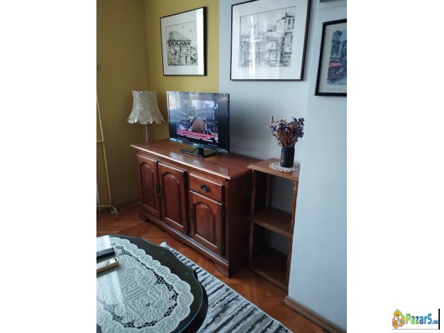 Se Prodava Stan Co Centar