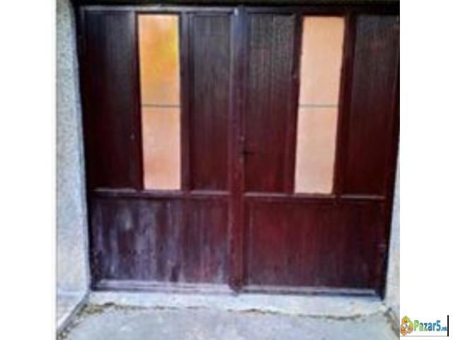 Garazna/podrumska Vrata