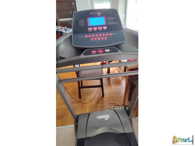 Продавам трака за трчање 