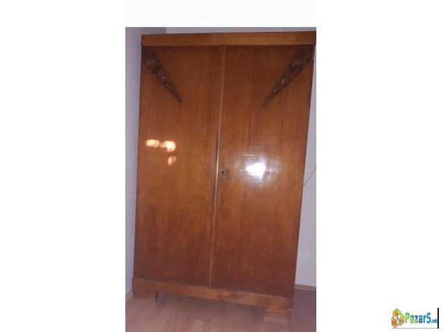 продавам гарнитура