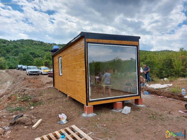 Продавам монтажна куќа