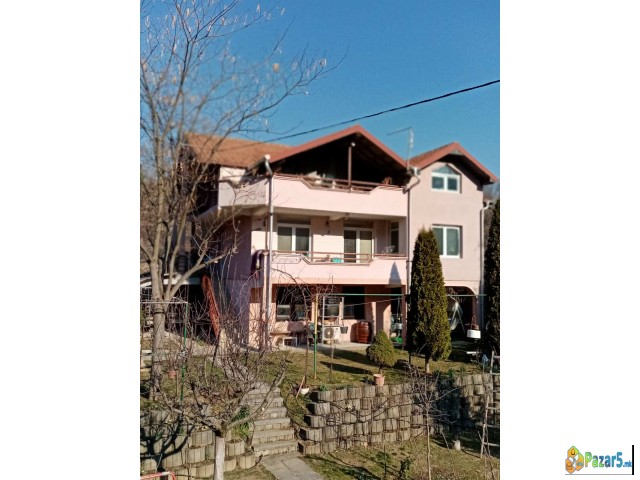 Се продава куќа на Матка