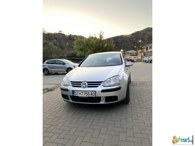 Се продава Голф 5 1.6 бензин