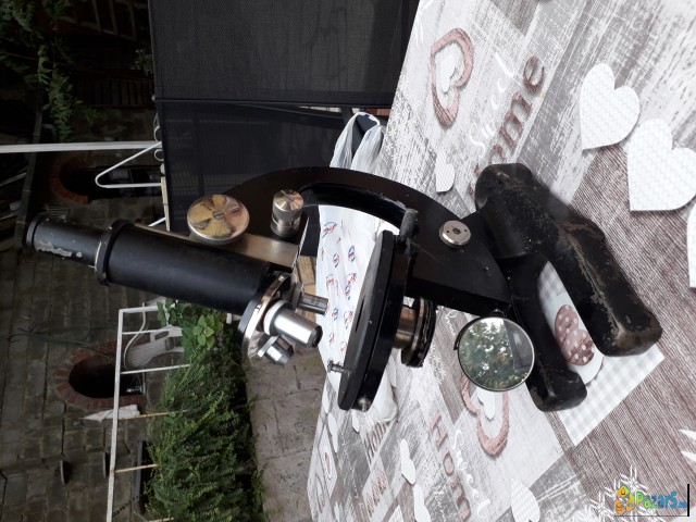 Лабараториски микроскоп