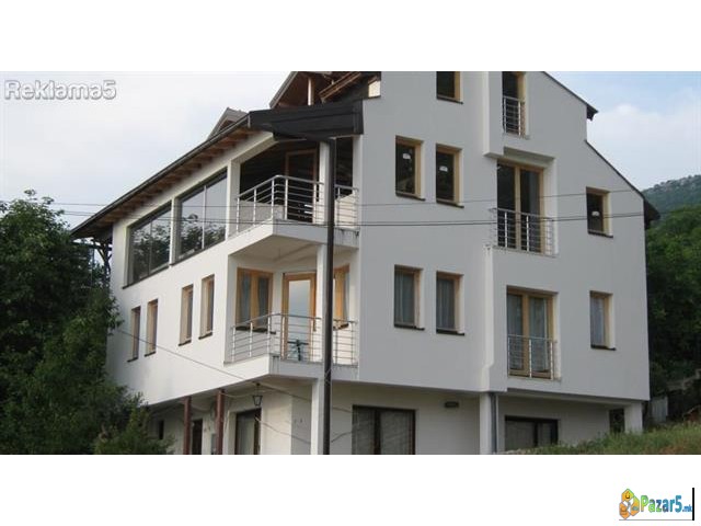 АПАРТМАНИ TaНЕСКИ- НАС. КОЊСКО КАЈ ХОТ МЕТРОПОЛ, Б