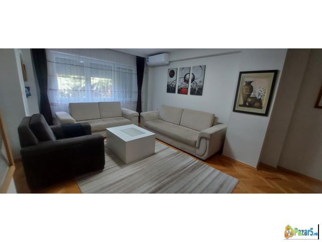 Prodavam Dnevna Soba