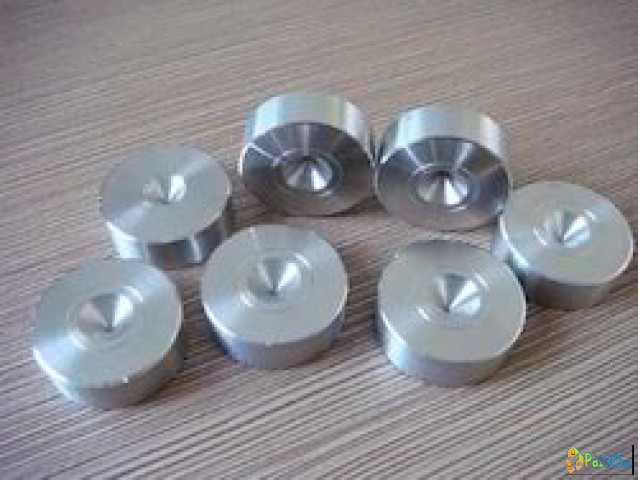 Матрици за извлекуванье на метални производи