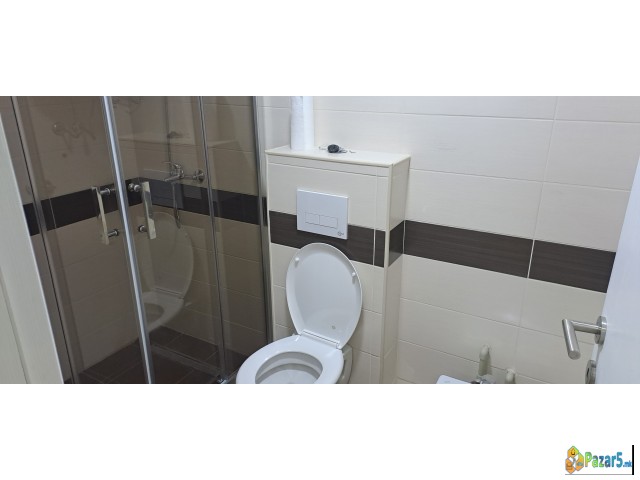 Se Izdava Cetvorosoben Stan Centar Pod Drzavna Bol