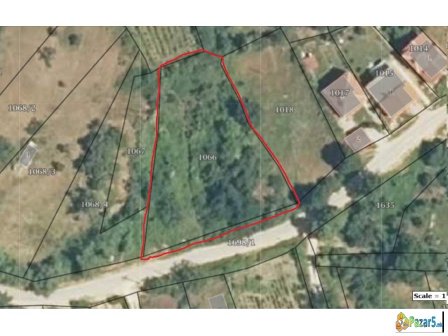 Се продава градежен плац