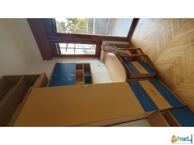 Издавам наместен 2,5 собен стан во РЦ Аеродром