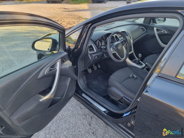 Prodava Opel Astra 1 3 Cdti 95 Hp Euro 5a
