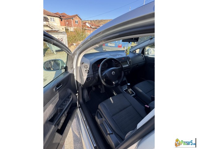Se Prodava Golf 5+ 1.9 Tdi