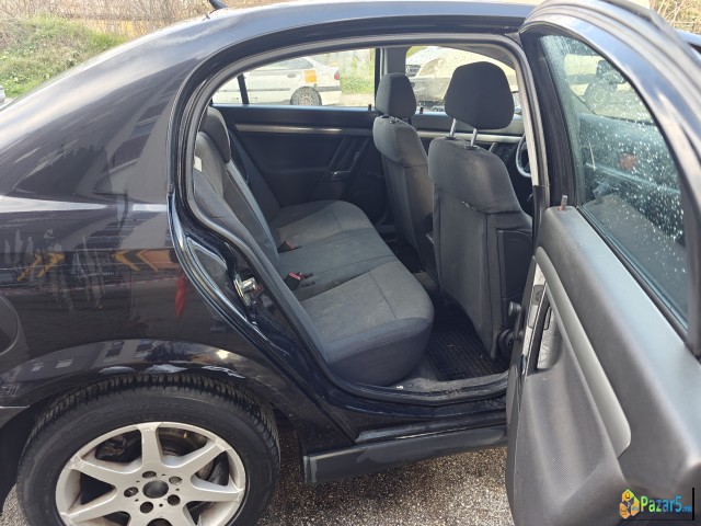 Opel Vectra 2003 2.0 Dti