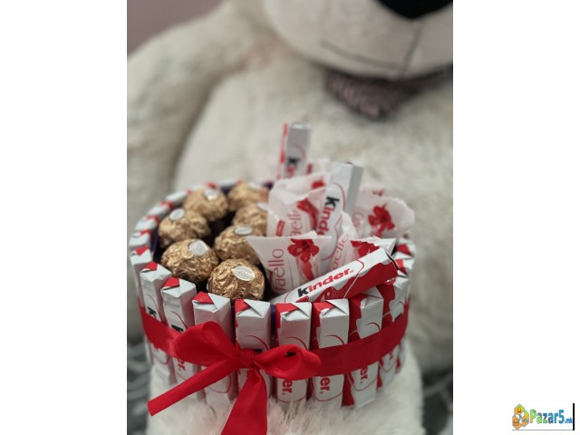 Персонализирани чоколадца, вина… слатки кутии