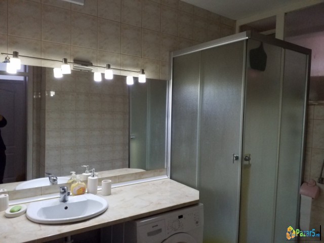 Се продава стан во строг центар Скопје