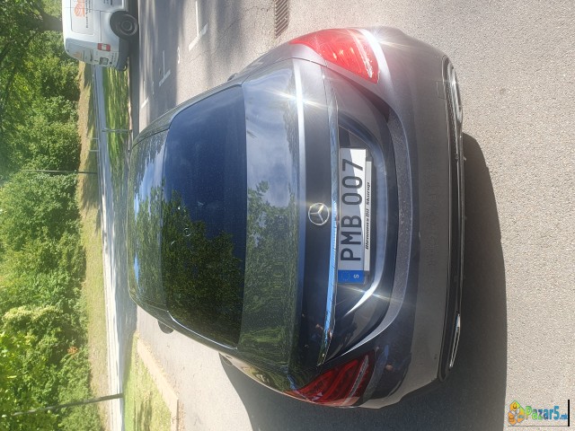 Prodavam Mercedes Amg Line 220d