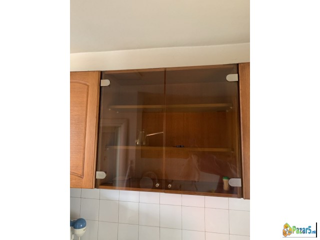 Се продава комплет кујна