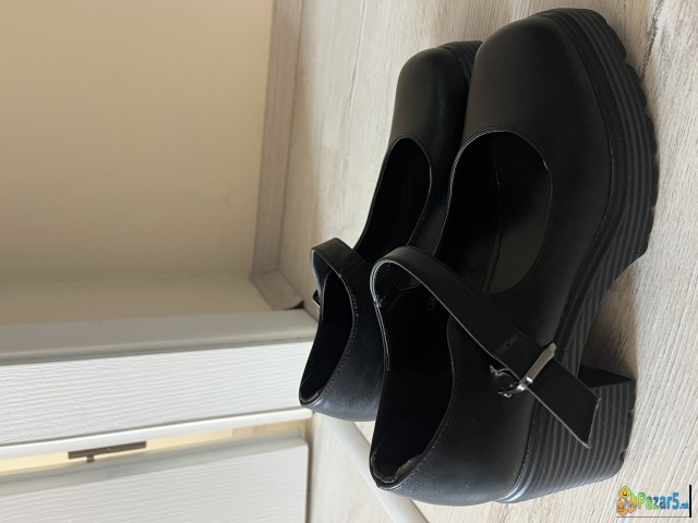 Црни штикли - број 39